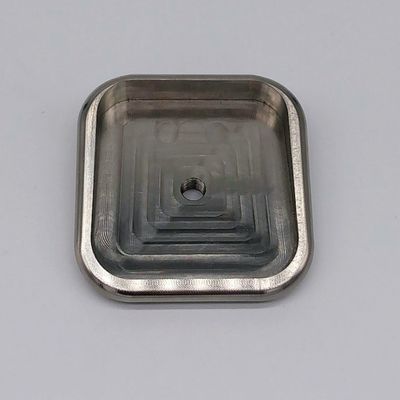 ステンレス鋼 1.4301 / 304 精密加工のためのCNCフレーシングパーツ 88.5x27.8x88.5