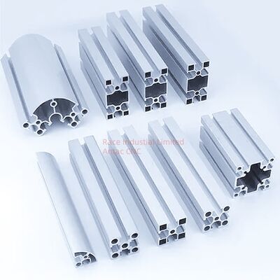 カスタマイズされたサイズと無料サンプル付きのサンドブラスト仕上げアルミニウム押出成形プロファイル（建築および工業用）